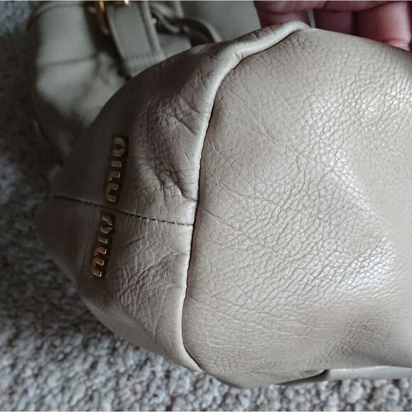 Miu Miu Light gray vitello lux Leather large tote crossbody Bag - Picture 12 of 16